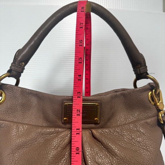 Marc Jacobs Classic Q Hiller Tan Leather Hobo Bag - Picture 7 of 13